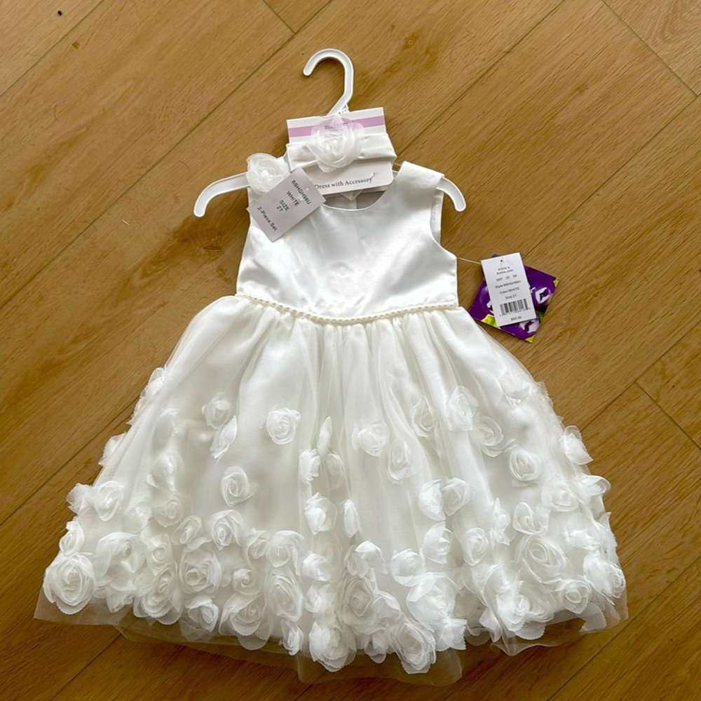 Toddler flower girl wedding dress never used with tags size 2T appliqué flowers